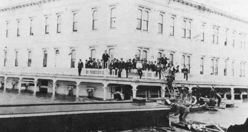 CENTRAL OREGON HISTORY: Hotel and hospitality house in The Dalles earns national fame