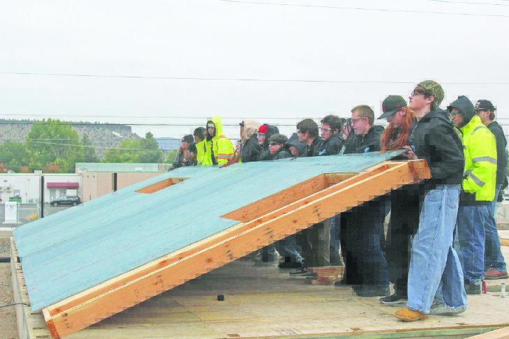 Thistle and Nest celebrates first home closings at Prineville development